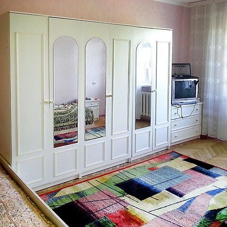 Однокомнатная Квартира На Улице Попудренко Kijev Kültér fotó
